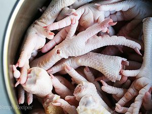 How to Make Stock with Chicken Feet