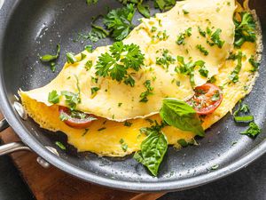 Easy homemade omelette recipe in a pan