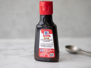  bottle of mccormick's peppermint extract